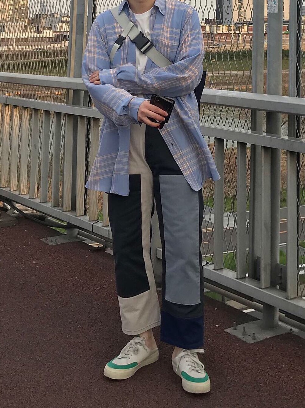 「MARNIのアイテム（シャツ/ブラウス、その他）」を使った、hwannawhさん（メンズ・180cm）の夏コーディネートの1枚目の写真