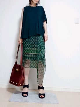 「DRIES VAN NOTEN（ドリスヴァンノッテン）のアイテム（スカート）」を使った、ritzさん（レディース・162cm）の夏コーディネート
