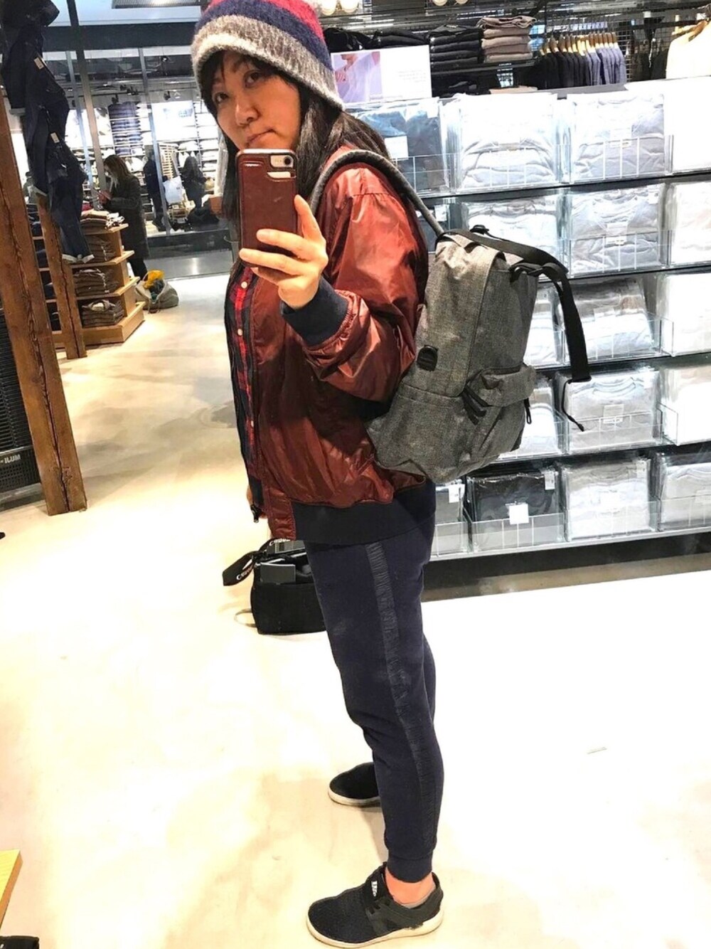 「MUJI、 Backpack、navy、sporty、newyork、BIKER、boystyle、athleisure、VINTAGE、spring」｜「MUJI Laboのアイテム（バックパック/リュック、グレー系）」を使った、Chubby-Gangさん（レディース・160cm）の春コーディネートの1枚目の写真