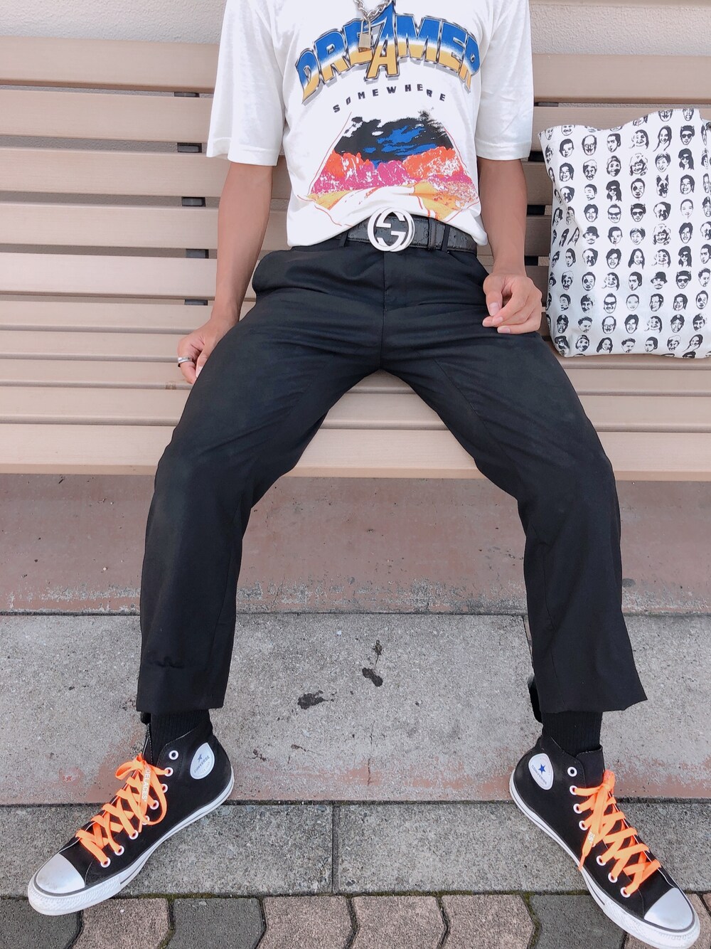 「asocoのアイテム（トートバッグ、ホワイト系）」を使った、Rさん（メンズ・167cm）の夏コーディネートの1枚目の写真