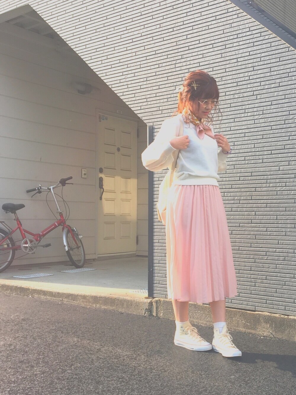 「春、スカート、白、ピンク、ロングスカート、ガーリーカジュアル」｜「WEGOのWEGO/リボンヘアゴム（ヘアゴム、ホワイト系）」を使った、Yuukaさん（レディース・158cm）の春コーディネートの1枚目の写真