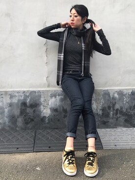 「アイテム（チャーム）」を使った、euro flat PRESS lisaさん（レディース・157cm）の春コーディネート