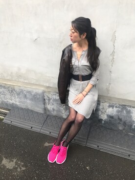 「アイテム（チャーム）」を使った、euro flat PRESS lisaさん（レディース・157cm）の春コーディネート