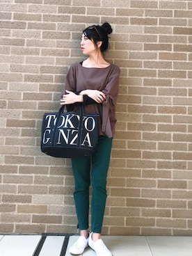 「サングラススタイル」｜「アイテム（スリッポン）」を使った、euro flat PRESS lisaさん（レディース・157cm）の春コーディネート