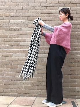 「スタンスミス」｜「アイテム（オールインワン・サロペット）」を使った、euro flat PRESS lisaさん（レディース・157cm）の冬コーディネート