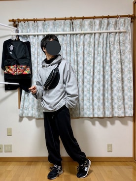 「DOOPZ（ドープス）のアイテム（パーカー）」を使った、戯風さん（メンズ・164cm）の冬コーディネート