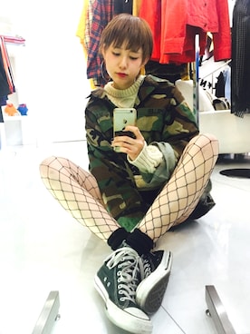 「網タイツ」｜「アイテム（アクセサリー）」を使った、yuiさん（レディース・167cm）の春コーディネート