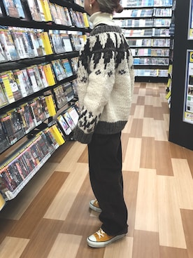 「カウチンセーター」｜「アイテム（オールインワン・サロペット）」を使った、MARIAさん（レディース・148cm）の冬コーディネート