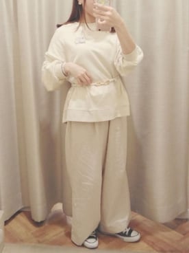 「earth music&ecology（アースミュージックアンドエコロジー）のアイテム（スウェット）」を使った、ゆいさん（レディース・147cm）の春コーディネート