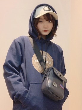 「ストリート女子」｜「アイテム（パーカー）」を使った、あんでぃーさん（レディース・165cm）の春コーディネート