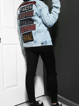 「モノトーンスタイル」｜「アイテム（デニムジャケット）」を使った、Rinaさん（レディース・160cm）の春コーディネート