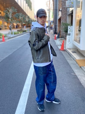 「アイテム（ライダースジャケット、グリーン系）」を使った、ダイキさん（メンズ・176cm）の冬コーディネート