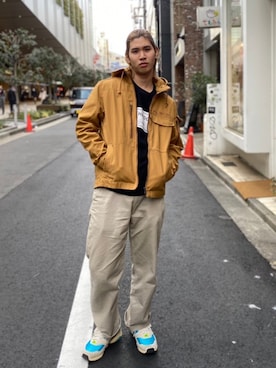 「アイテム（ミリタリージャケット、イエロー系）」を使った、ダイキさん（メンズ・176cm）の冬コーディネート