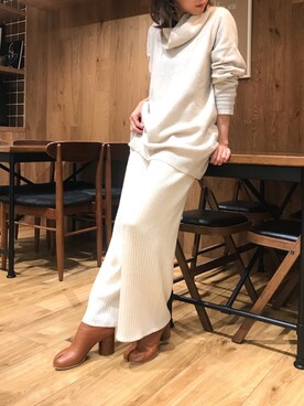 「N.（N. Natural Beauty Basic）（エヌエヌナチュラルビューティーベーシック）のリブニットパンツ（その他パンツ、ホワイト系）」を使った、meeeeeさん（レディース・160cm）の冬コーディネート