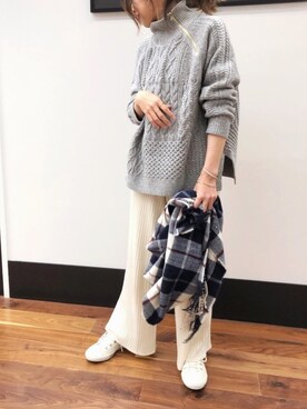 「N.（N. Natural Beauty Basic）（エヌエヌナチュラルビューティーベーシック）のリブニットパンツ（その他パンツ、ホワイト系）」を使った、meeeeeさん（レディース・160cm）の冬コーディネート