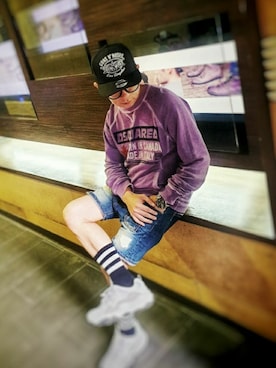 「DSQUARED2（ディースクエアード）のアイテム（スウェット）」を使った、mdrz1128さん（メンズ・170cm）の冬コーディネート