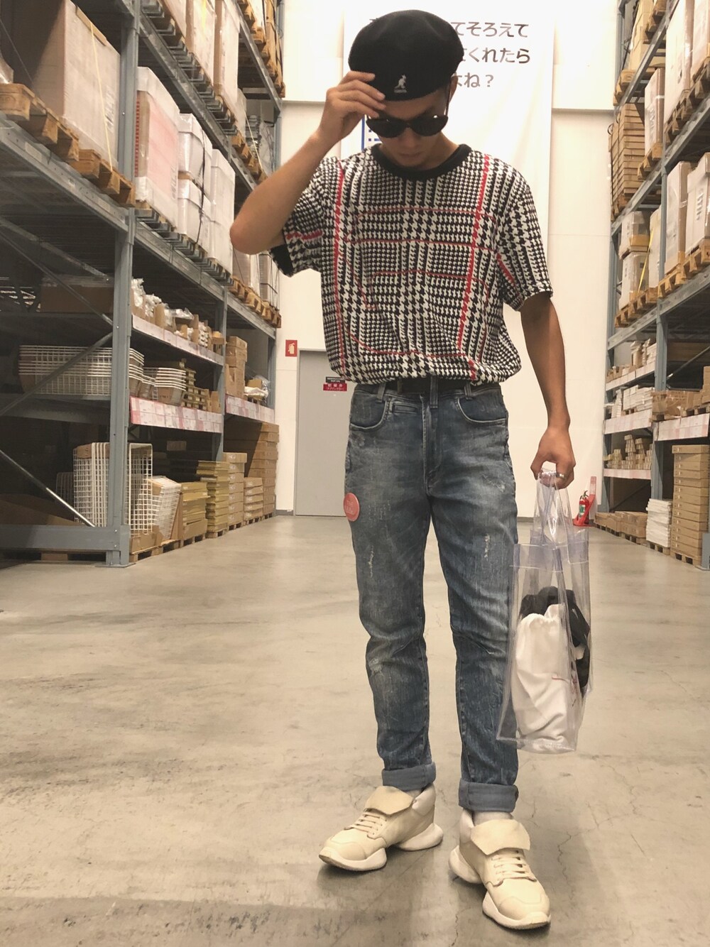 「G-STAR RAW(G-STAR RAW)、COMME des GARCONS、RICK OWENS、Christian Louboutin、クリアバッグ、トートバッグ、IKEA、夏、大人カジュアル、夏セールで買いました」｜「G-STAR RAWのPrince Of Wales Check X25 Print T-Shirt（Tシャツ/カットソー、その他）」を使った、ユウスケさん（メンズ・165cm）の夏コーディネートの1枚目の写真