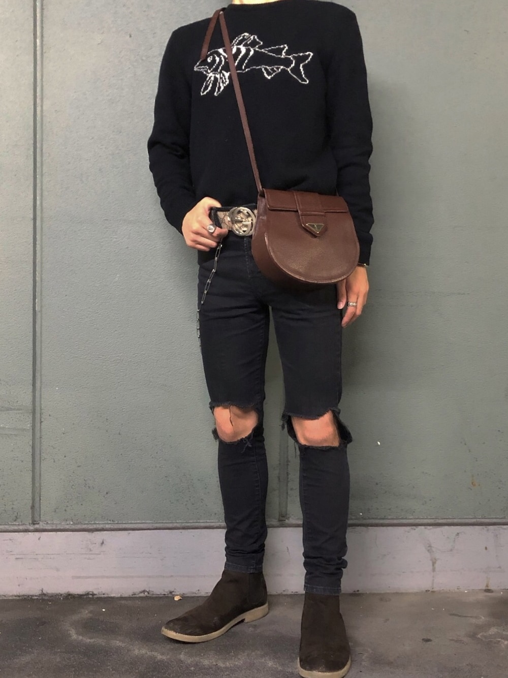 「JWANDERSON、Saint Laurent、GUCCI、H&M、オトナカジュアル、ブラック、韓国ファッション、低身長、UNIQLO、モード」｜「JW Andersonのアイテム（ニット/セーター、ブラック系）」を使った、ユウスケさん（メンズ・165cm）の冬コーディネートの1枚目の写真