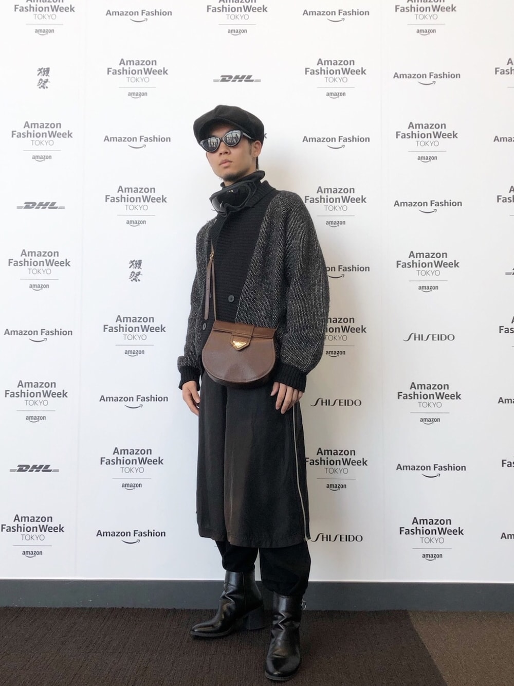 「amazonfashionweek、Y’s、yohjiyamamoto、COMME des GARCONS、Saint Laurent、オーバーサイズ、大人カジュアル、ストリート、ブラック、ビックシルエット」｜「Yohji Yamamotoのアイテム（ニット/セーター、ブラック系）」を使った、ユウスケさん（メンズ・165cm）の春コーディネートの1枚目の写真
