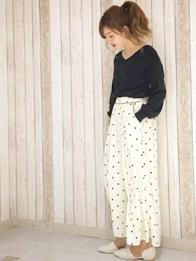 「Vネック」｜UNRELISH　OFFICIALさん（レディース・155cm）の冬コーディネート