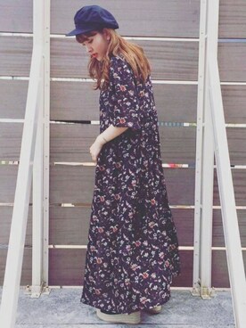 ボタニカル柄ガウンワンピースを使った人気ファッションコーディネート Wear