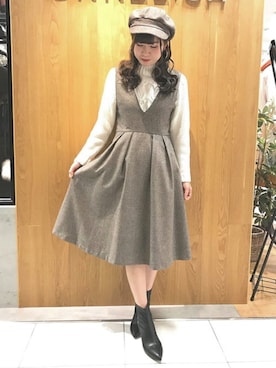 「アイテム（ジャンパースカート）」を使った、UNRELISH　OFFICIALさん（レディース・153cm）の秋コーディネート