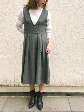 「アイテム（ジャンパースカート）」を使った、UNRELISH　OFFICIALさん（レディース・153cm）の冬コーディネート