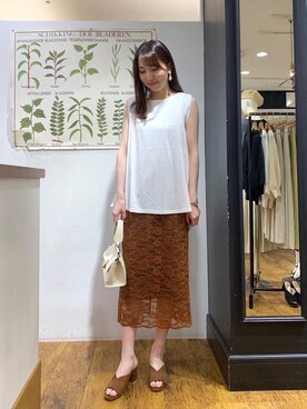 「お呼ばれ」｜「アイテム（Tシャツ/カットソー）」を使った、ルクールブラン横浜ジョイナス店スタッフさん（レディース・161cm）の夏コーディネート
