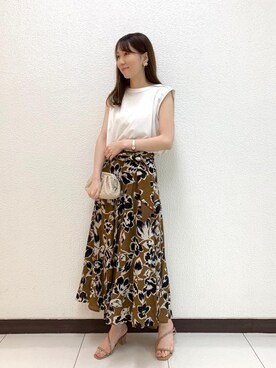 「お呼ばれ」｜「アイテム（Tシャツ/カットソー）」を使った、ルクールブラン横浜ジョイナス店スタッフさん（レディース・161cm）の夏コーディネート