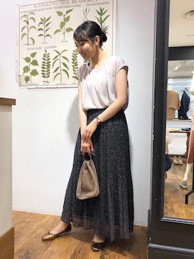 ルクールブラン横浜ジョイナス店スタッフさん（レディース・156cm）の夏コーディネート
