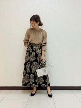 「花柄 スカート」｜ルクールブラン横浜ジョイナス店スタッフさん（レディース・157cm）の秋コーディネート