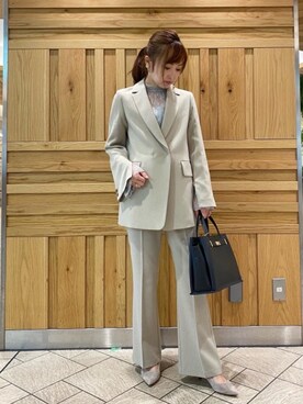「お呼ばれ」｜「アイテム（その他アウター）」を使った、ルクールブラン横浜ジョイナス店スタッフさん（レディース・157cm）の秋コーディネート
