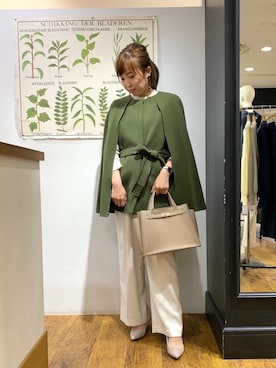 「お呼ばれ」｜「アイテム（その他アウター）」を使った、ルクールブラン横浜ジョイナス店スタッフさん（レディース・157cm）の秋コーディネート