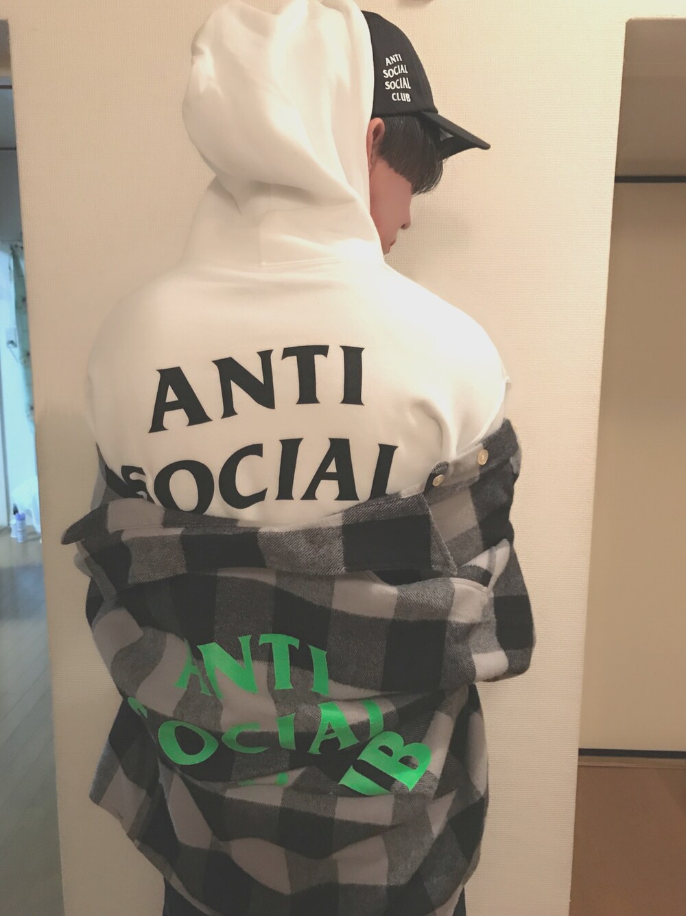 「anti social social club、antisocialsocialclub、Assc」｜「ANTI SOCIAL SOCIAL CLUBのアイテム（キャップ、ブラック系）」を使った、TTY®︎さん（メンズ・174cm）の夏コーディネートの1枚目の写真