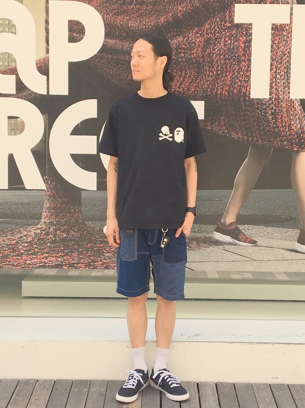 「NIKE、NEIGHBORHOOD、fdmtl、Bape、supreme、shinsaibashi、BEDWIN & THE HEARTBREAKERS」｜「bape x neighborhoodのアイテム（Tシャツ/カットソー、ブラック系）」を使った、James Kimさん（メンズ・178cm）の夏コーディネートの1枚目の写真