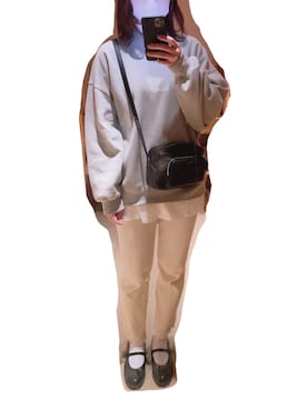 「ピスタチオ」｜「アイテム（スウェット）」を使った、miyaさん（レディース・164cm）の春コーディネート