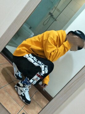 「NBA（エヌビーエー）のアイテム（帽子）」を使った、◢◤ 赵宇さん（メンズ・178cm）の秋コーディネート