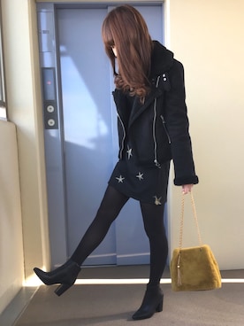 「マスタード」｜「アイテム（ライダースジャケット）」を使った、りおさん（レディース・159cm）の冬コーディネート