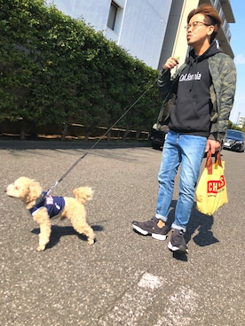 「ヒゲメガネ」｜「アイテム（ジャケット/アウター）」を使った、ワッチャオ＝パッタイさん（メンズ・167cm）の春コーディネート