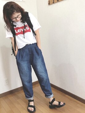 「Levi's（リーバイス）のLevi's/リーバイス バットウィングＴシャツ（Tシャツ/カットソー）」を使った、あゆさん（レディース・157cm）の夏コーディネート