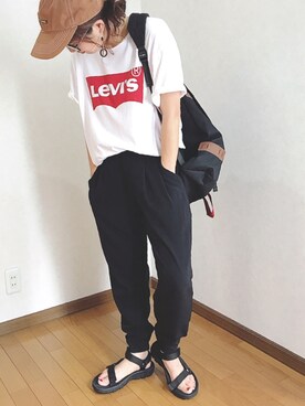 「Levi's（リーバイス）のLevi's/リーバイス バットウィングＴシャツ（Tシャツ/カットソー）」を使った、あゆさん（レディース・157cm）の夏コーディネート