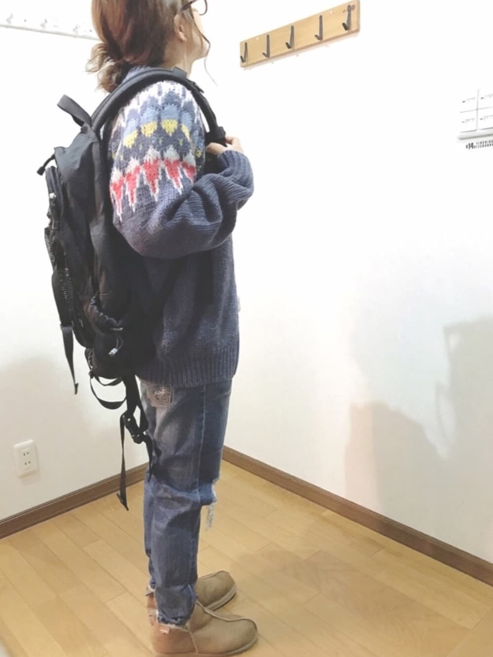 「パンツスタイル、カジュアルコーデ、冬のコーデ、ショートブーツ、デニム、カウチンセーター、GRL、GREEN BOWL、OLD BETTY'S、アメカジ」｜「GREEN BOWLのGREEN BOWL Cowichan Sweater/グリーンボウルカウチンセーター（ニット/セーター、ホワイト系）」を使った、あゆさん（レディース・157cm）の秋コーディネートの1枚目の写真