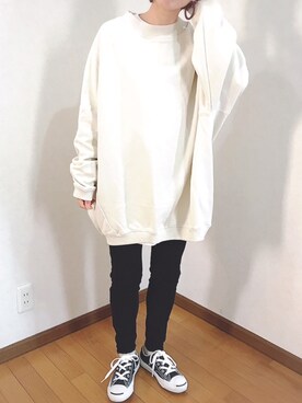 「antiqua」｜「アイテム（スウェット）」を使った、あゆさん（レディース・157cm）の冬コーディネート