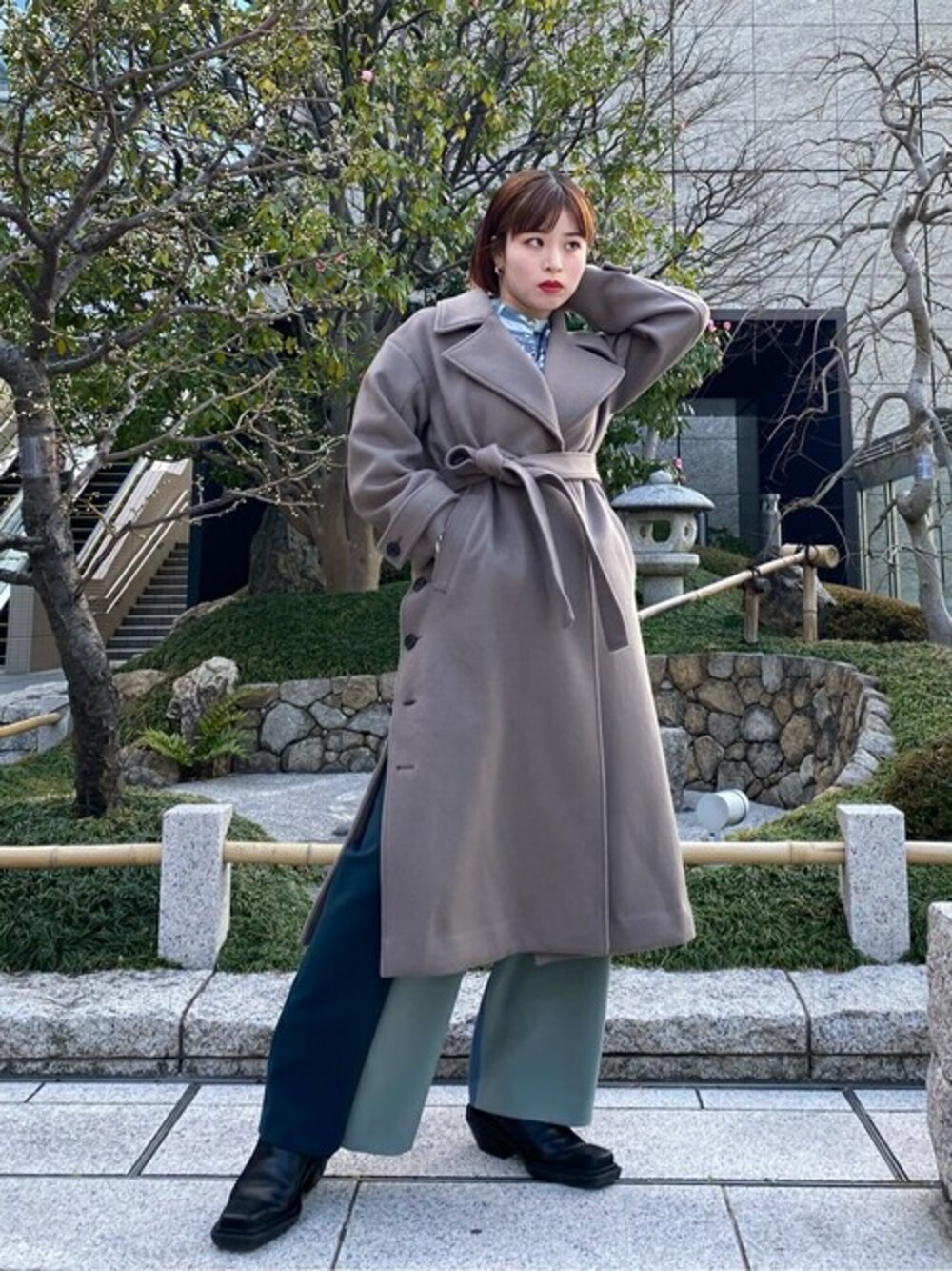 サイドスリットビックカラーコートを使ったショップスタッフの人気 