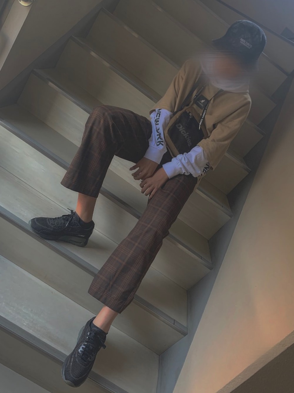 「Availのアイテム（パンツ、ブラウン系）」を使った、しゅうさん（メンズ・170cm）の秋コーディネートの1枚目の写真