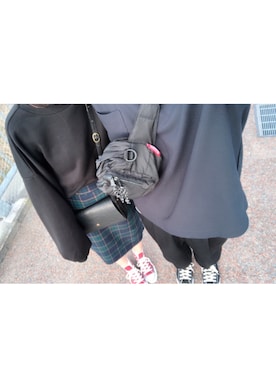 「シミラールック、カップル」｜「アイテム（スウェット）」を使った、A m oさん（メンズ・175cm）の秋コーディネート