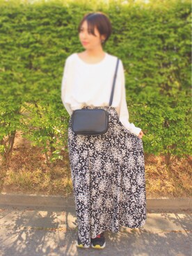 「LAURA DI MAGGIO（ローラディマッジオ）のアイテム」を使った、meiさん（レディース・158cm）の春コーディネート