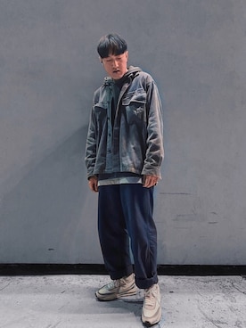 「LMCのアイテム（トップス）」を使った、Mingさん（メンズ・174cm）の春コーディネート