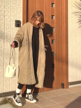 「CONVERSE（コンバース）のALL STAR HI（スニーカー）」を使った、yoshiiさん（レディース・165cm）の冬コーディネート