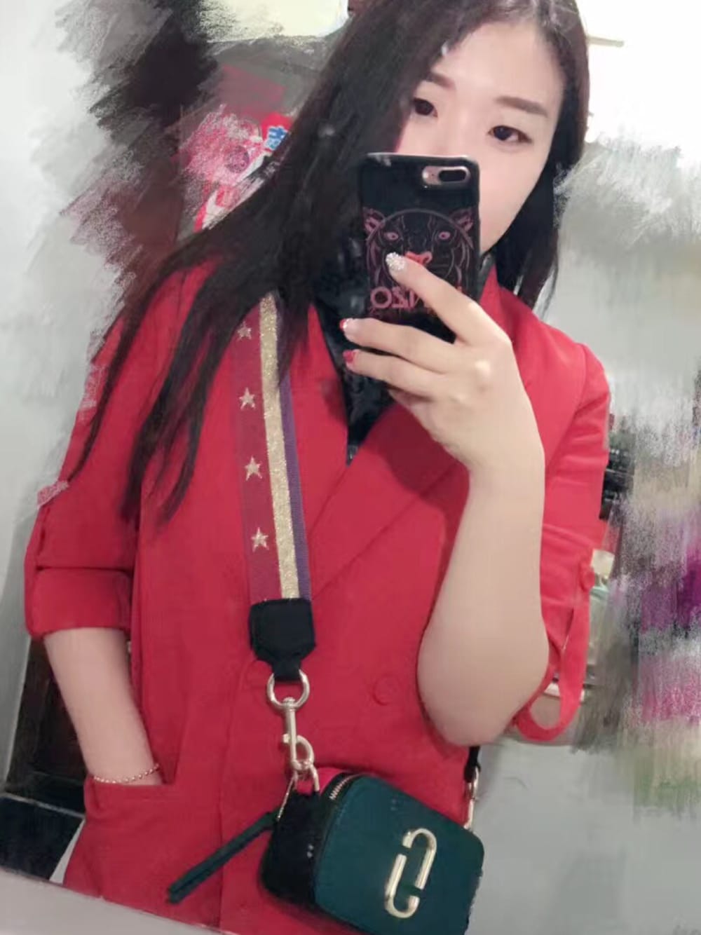 「ONLY NYのアイテム（チェスターコート、レッド系）」を使った、Yingying_Rubyさん（レディース・173cm）の冬コーディネートの1枚目の写真